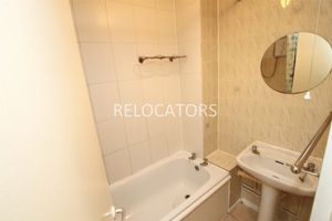 BATHROOM- click for photo gallery